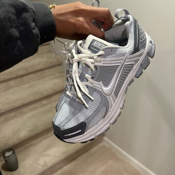 Nike Gray and Silver Athletic Shoes - Picture 2 of 2